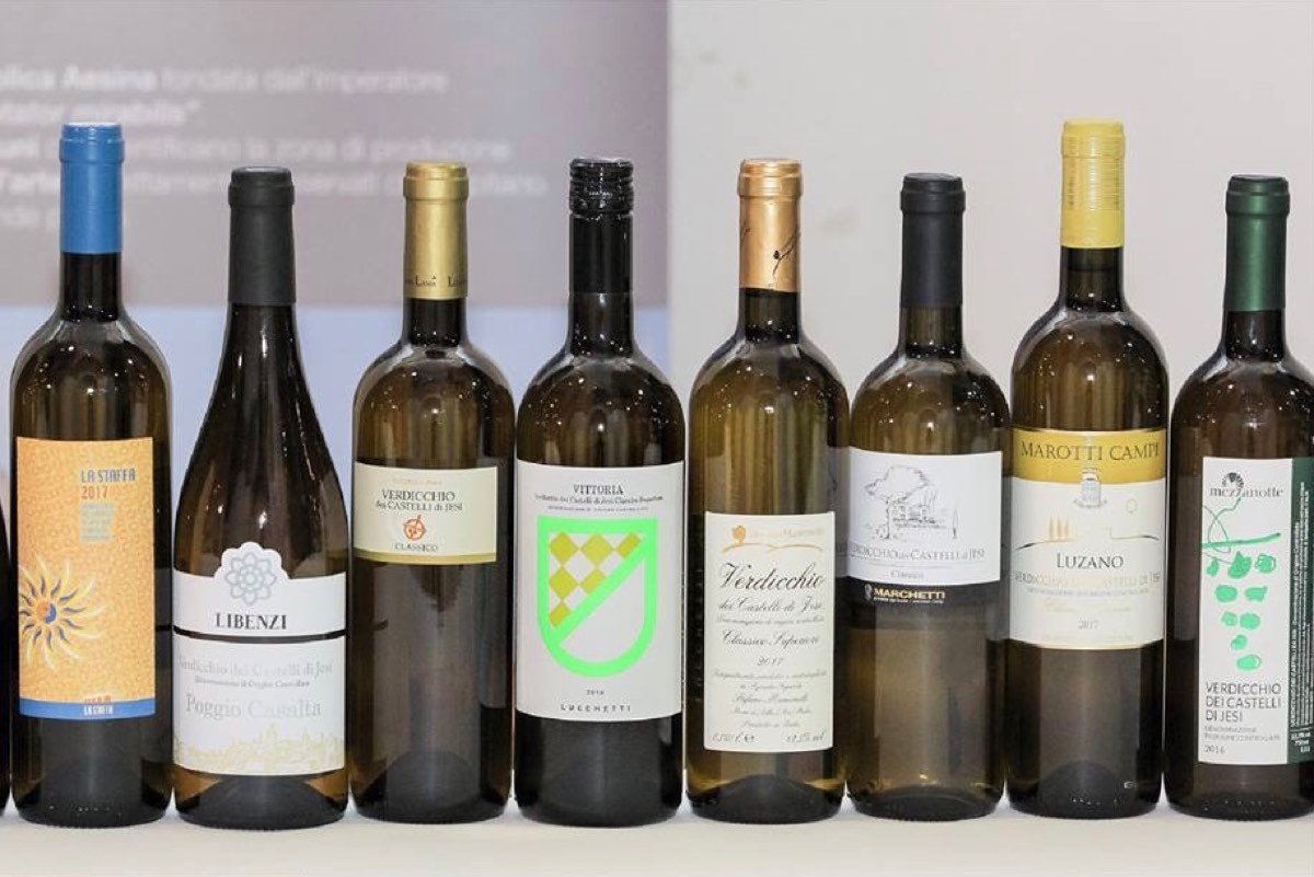 Le bottiglie dei produttori del Verdicchio dei Castelli di Jesi