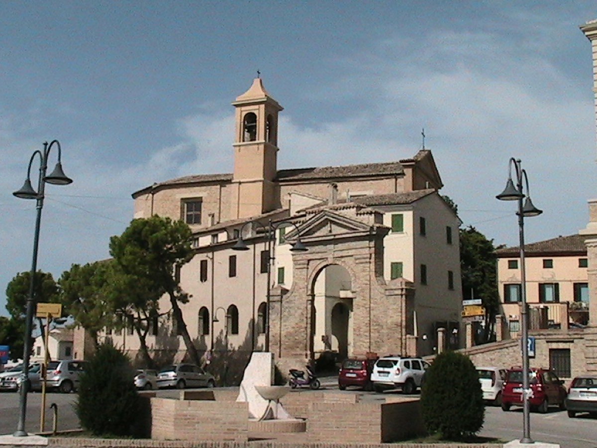 Morro d'Alba, il borgo del vino Lacrima