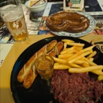 Birreria Lady Hamilton Marzocca — salsiccia con patate fritte