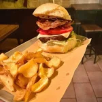 Birreria Saint George Ancona — hamburger alto