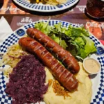 Löwengrube Ancona — salsicce con cavolo